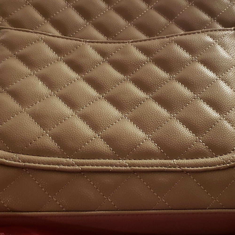 Handbag - Picture 3 of 4